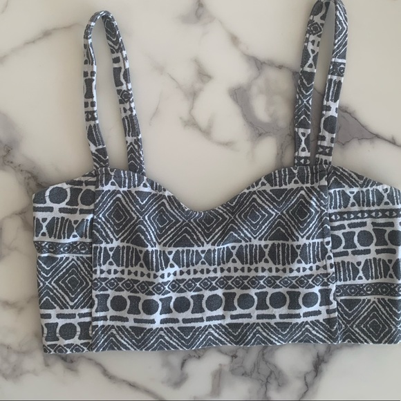 Brandy Melville Grey Aztec Chiyo Crop Top/Bralette - Picture 6 of 7